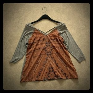 Maurice's pattern baseball tee